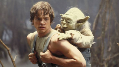 5 Peran Terbaik Mark Hamill Selain Luke Skywalker thumbnail